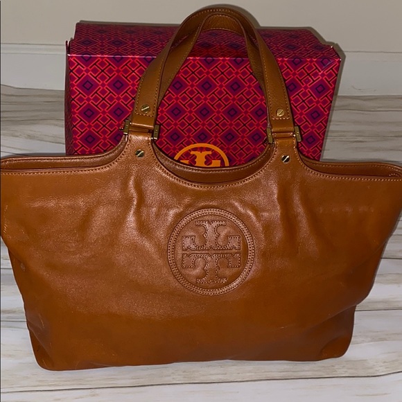 Tory Burch Handbags - Tory Burch Purse
